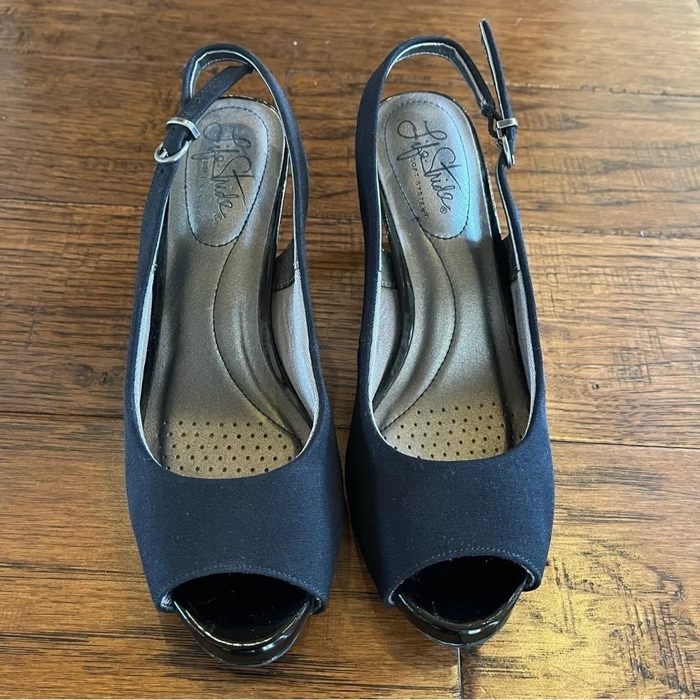 Life Stride Women's Black Peep Toe Slingback 3 Inch Heels size 6.5